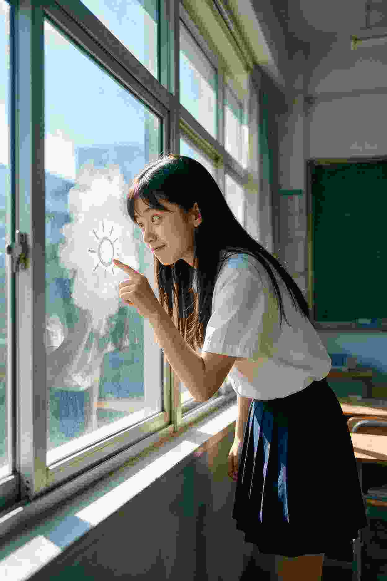 对面的男孩